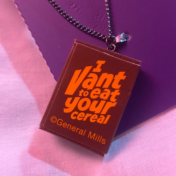 CROCSđŠCount Chocula sz10+Necklace Monster Cereals I Vanatter to eat your cereal - Picture 7 of 17